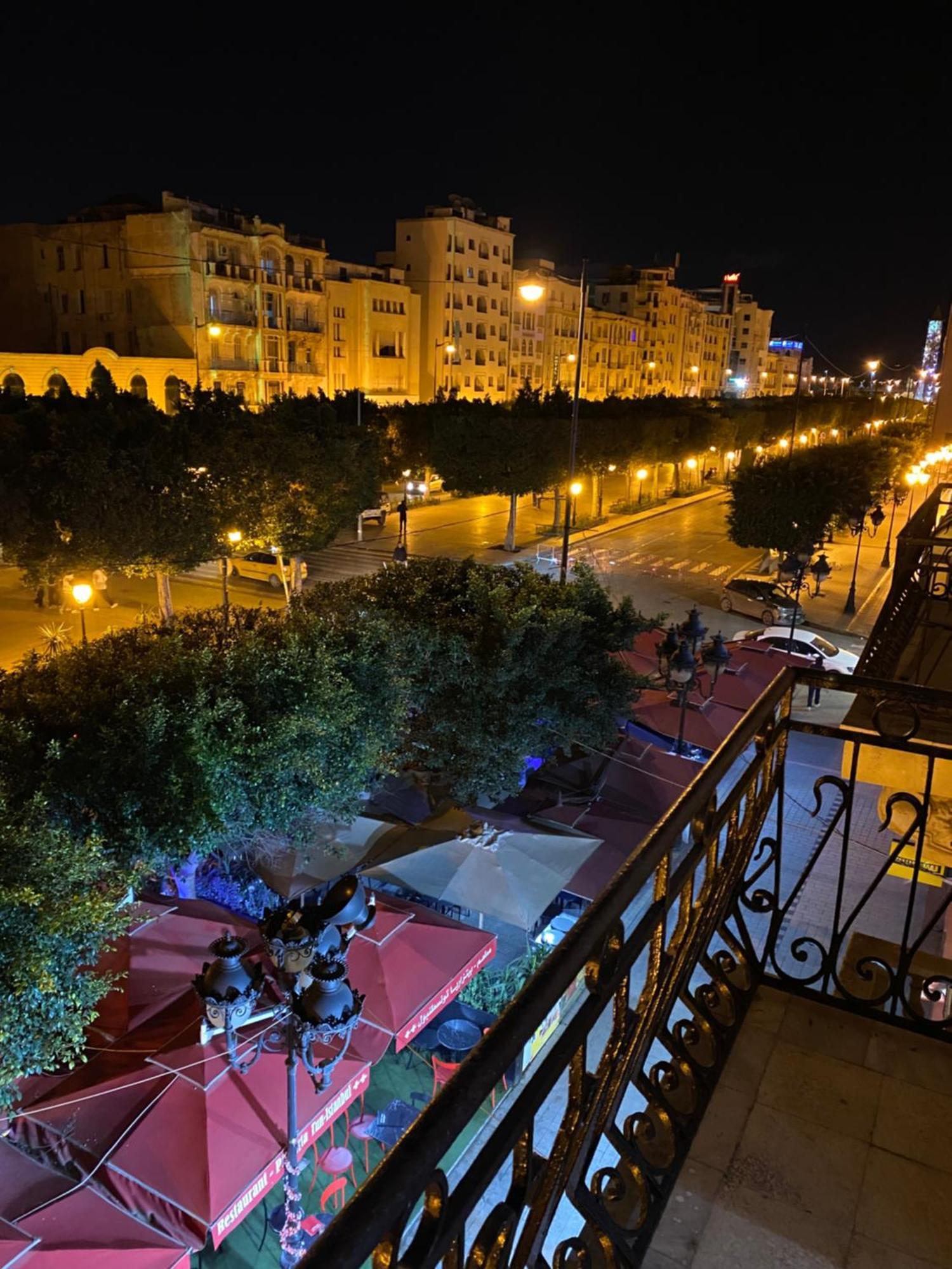 Appartement Lumineux Centre-Ville Tunis Exterior photo