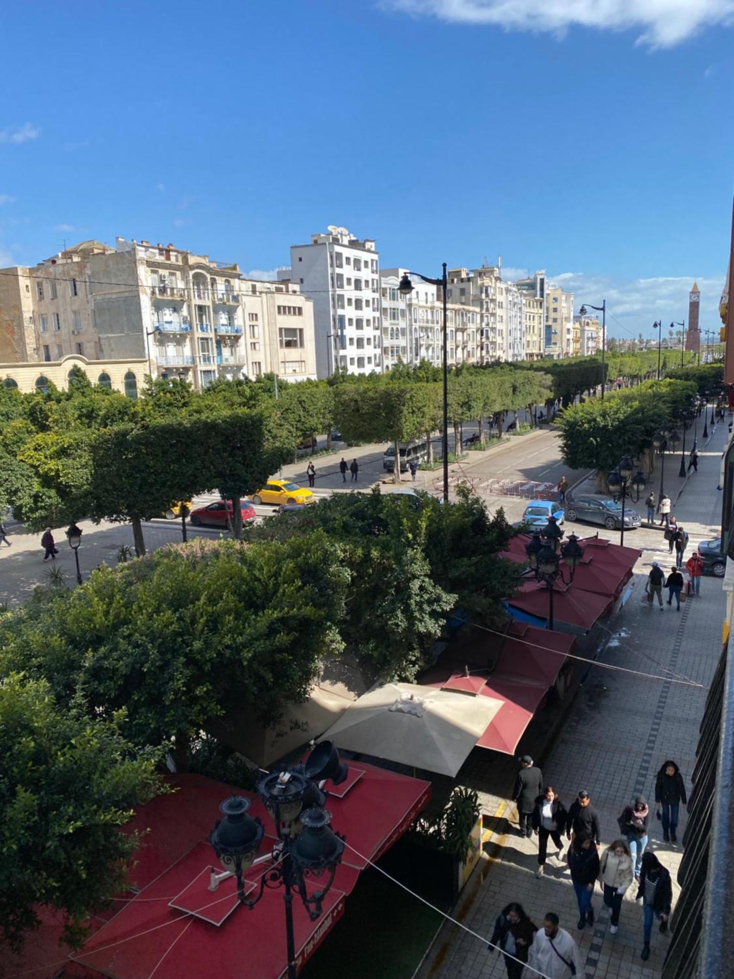 Appartement Lumineux Centre-Ville Tunis Exterior photo